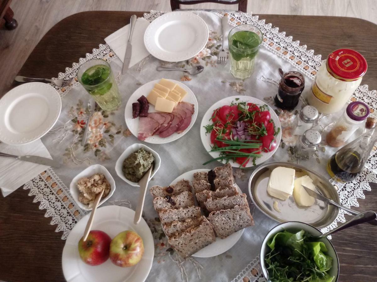 Zakatek Szczescia Eko Agroturystyka Kiwity Exterior foto